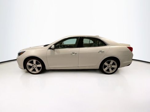 Used 2015 Chevrolet Malibu LTZ image 4