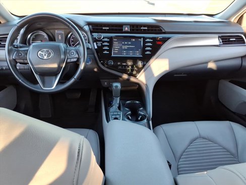 Certified 2019 Toyota Camry SE image 15