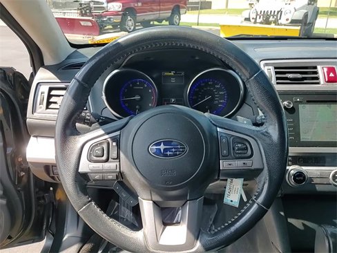 Used 2016 Subaru Outback 2.5i Premium image 16