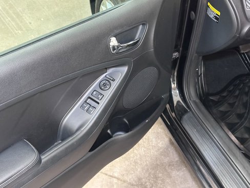 Used 2016 Kia Forte Koup EX image 21