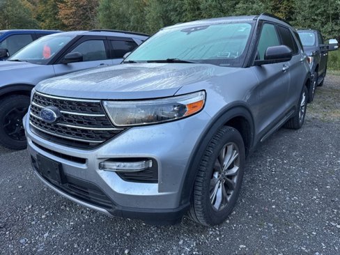 Used 2021 Ford Explorer XLT w/ Equipment Group 202A image 1