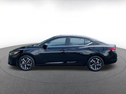 Used 2024 Nissan Sentra SV image 9