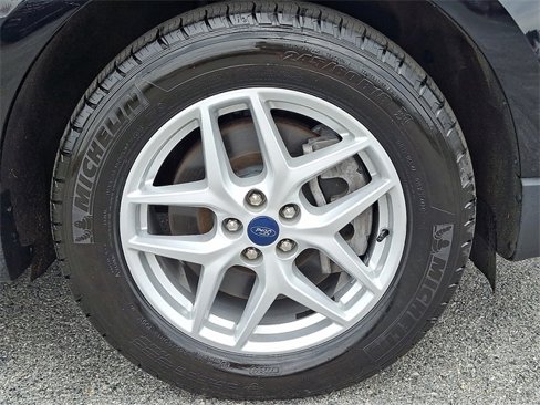 Used 2022 Ford Edge SEL image 8