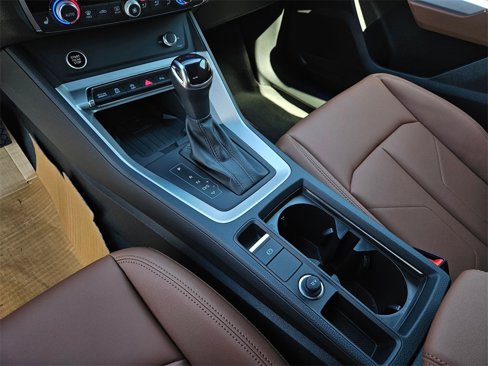 New 2025 Audi Q3 2.0T Premium image 14