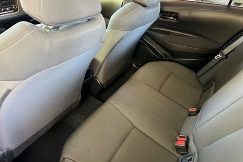 Used 2022 Toyota Corolla LE image 12