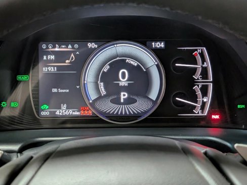 Used 2022 Lexus ES 300h w/ Premium Package image 35