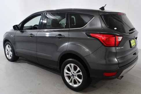 Used 2019 Ford Escape SE image 15