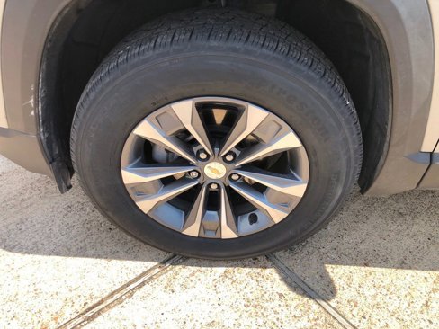 New 2025 Chevrolet Equinox LT w/ Safety and Technology Package image 45