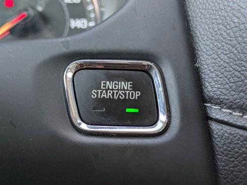 Used 2023 GMC Acadia SLT image 28
