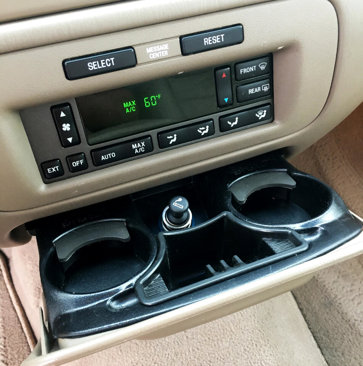 Used 2001 Lincoln Town Car Executive image 27