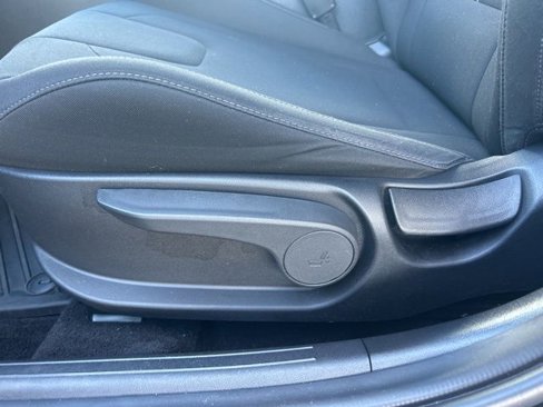 Used 2024 Hyundai Elantra SEL image 16