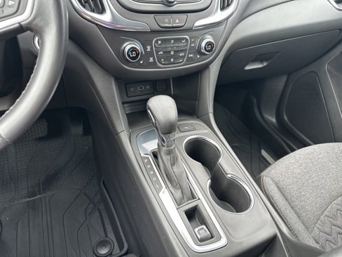 Used 2022 Chevrolet Equinox LT image 21