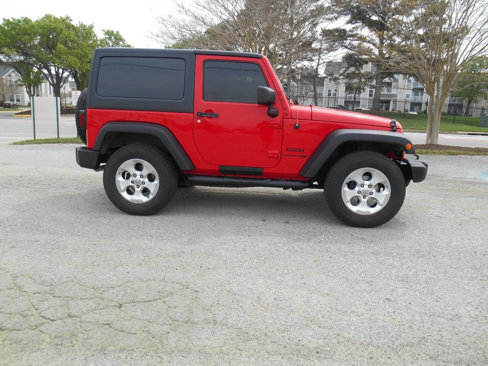 Used 2018 Jeep Wrangler Sport image 6