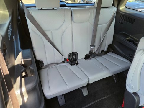 Used 2024 Hyundai Palisade SEL image 17
