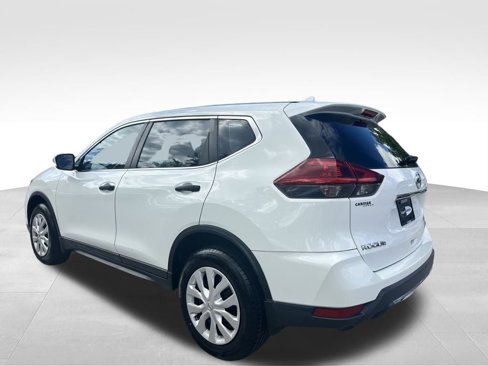 Used 2019 Nissan Rogue S image 9
