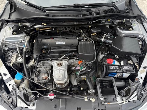Used 2016 Honda Accord Sport image 39