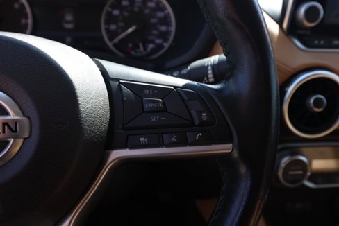 Used 2022 Nissan Sentra SV w/ SV Premium Package image 26