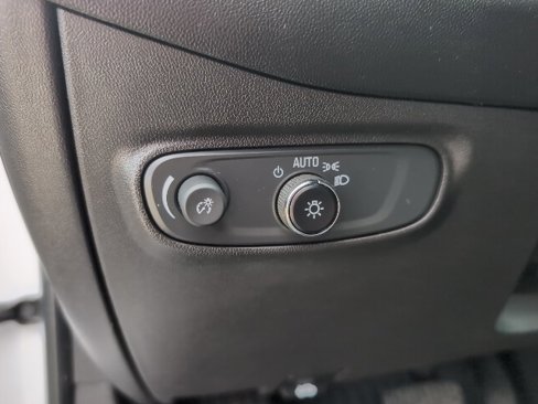Used 2022 Chevrolet Equinox LT image 24