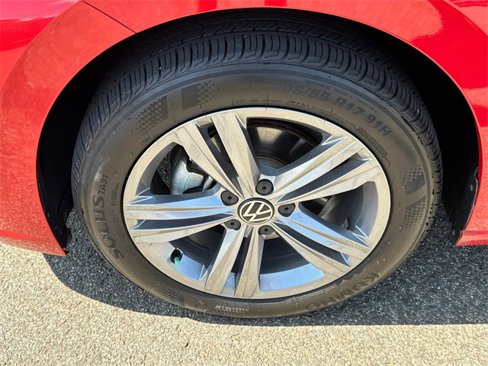 Used 2023 Volkswagen Jetta SE image 8
