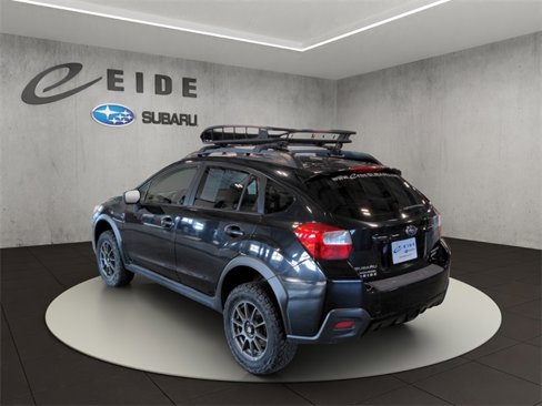 Used 2017 Subaru Crosstrek 2.0i Premium w/ Moonroof Package image 3