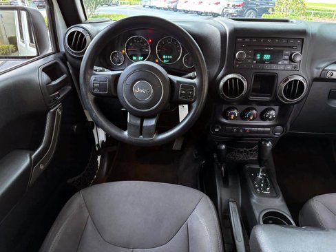 Used 2015 Jeep Wrangler Unlimited Sport image 18