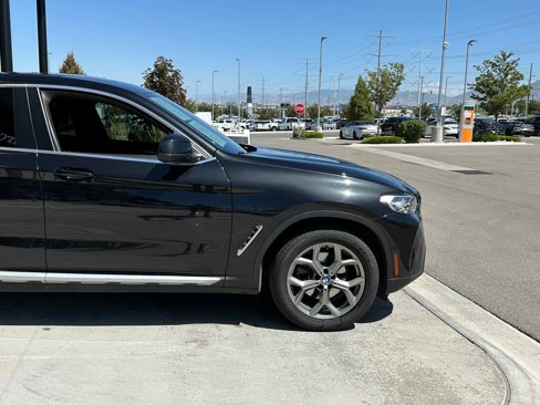 Used 2023 BMW X4 xDrive30i w/ Parking Assistance Package image 5