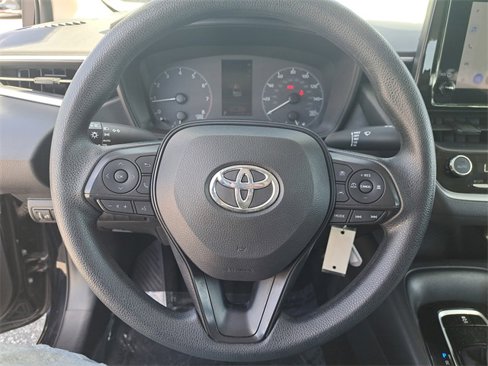 Used 2023 Toyota Corolla LE image 21