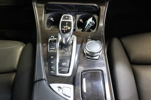 Used 2016 BMW 550i xDrive Sedan image 25