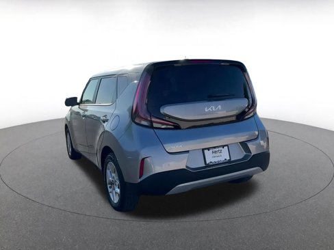 Used 2024 Kia Soul LX w/ LX Technology Package image 10