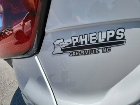 Certified 2025 Chevrolet Trax RS w/ Sunroof Package image 35