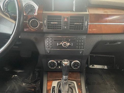 Used 2011 Mercedes-Benz GLK 350 4MATIC image 15