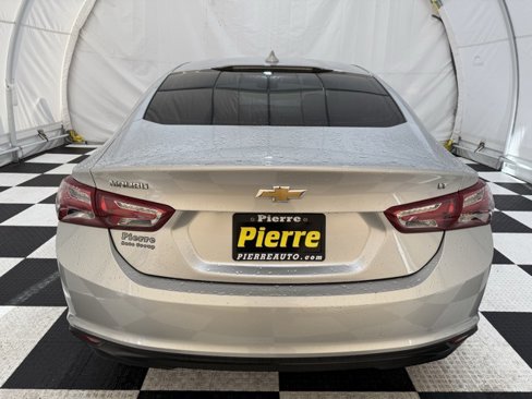 Used 2021 Chevrolet Malibu LT image 3
