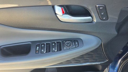 Used 2023 Hyundai Santa Fe Limited image 27