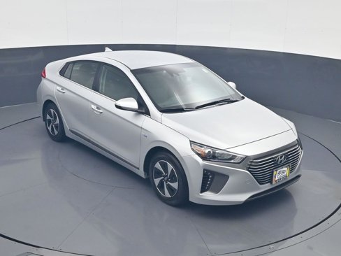 Used 2019 Hyundai Ioniq SEL image 15