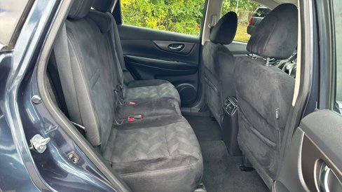 Used 2014 Nissan Rogue S image 13