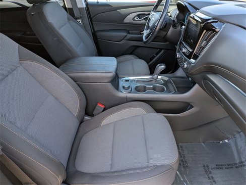 Used 2020 Chevrolet Traverse LT w/ Driver Confidence II Package image 57