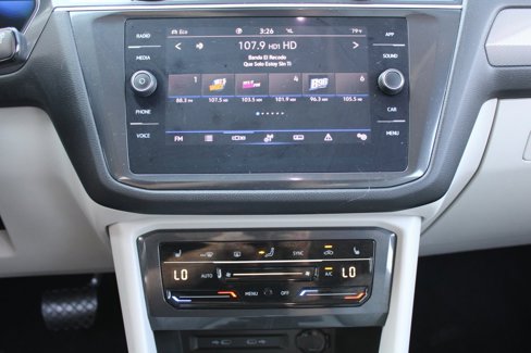 Certified 2023 Volkswagen Tiguan SE image 15