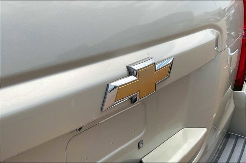 Used 2015 Chevrolet Suburban LT image 30