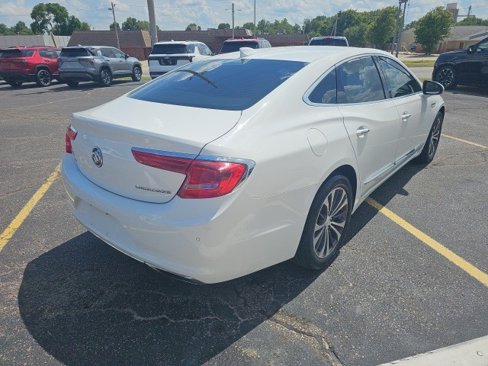 Used 2017 Buick LaCrosse Premium image 7