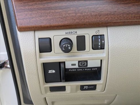 Used 2014 Subaru Outback 3.6R Limited image 9