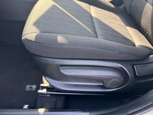 Certified 2023 Hyundai Venue SE image 11
