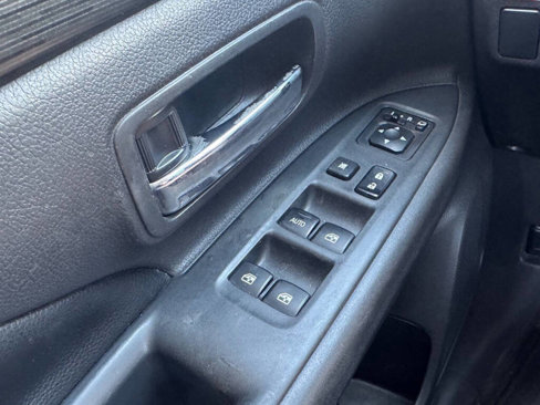Used 2016 Mitsubishi Outlander GT image 24
