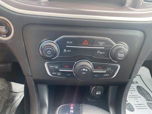 Used 2021 Dodge Charger SXT image 23