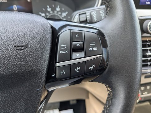 Used 2022 Ford Escape SEL image 21