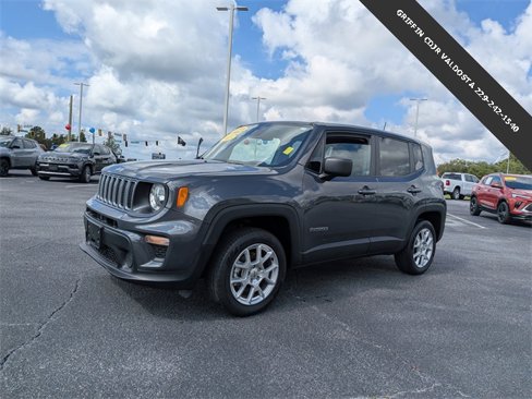 Used 2023 Jeep Renegade Latitude image 7