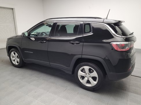 Used 2020 Jeep Compass Latitude w/ Premium Lighting Group image 3