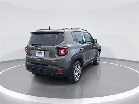 Used 2019 Jeep Renegade Latitude w/ Cold Weather Group image 8