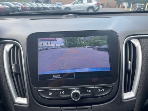 Used 2024 Chevrolet Malibu LT image 17