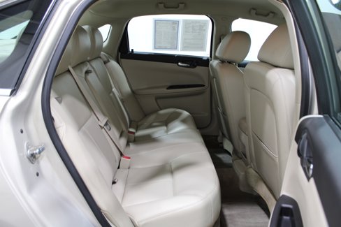 Used 2011 Chevrolet Impala LTZ image 24