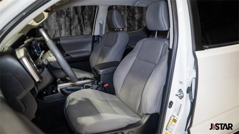 Used 2022 Toyota Tacoma SR5 image 2